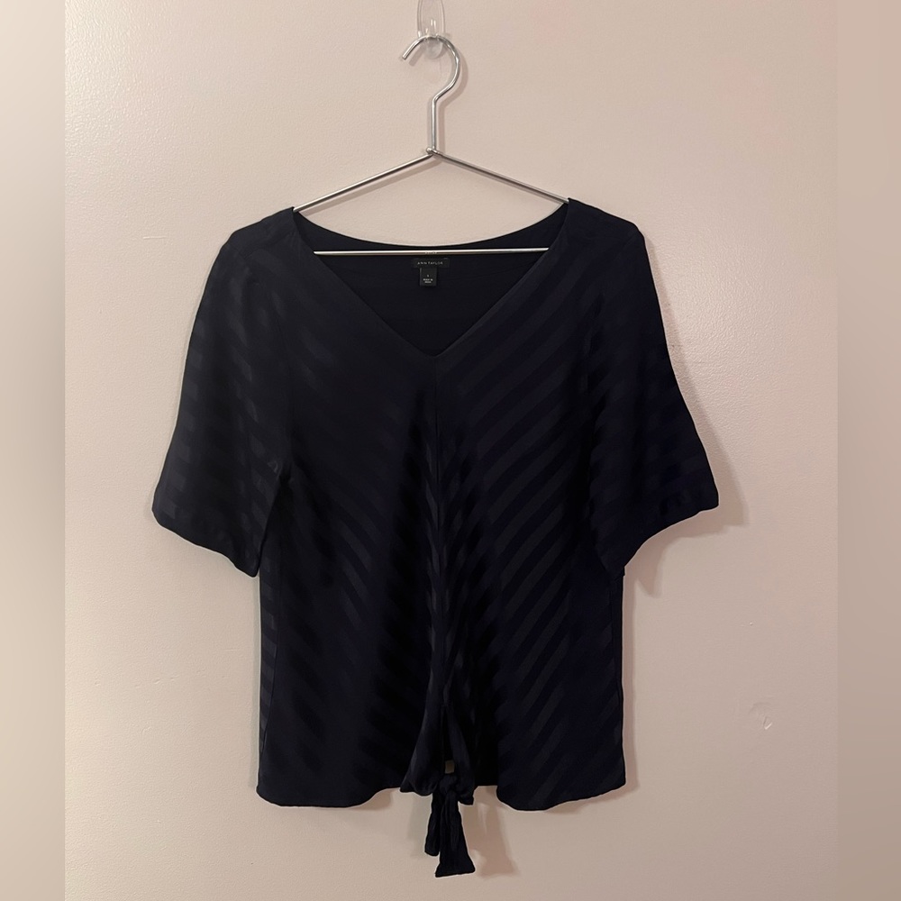 Ann Taylor Short Sleeve Top Women’s Large